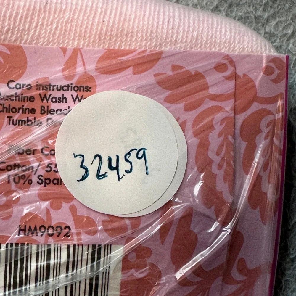 Carnival Socks Womens 9-11 Pink‎ White Fashion No-Show 2 Pair Pack HM9092 Cotton